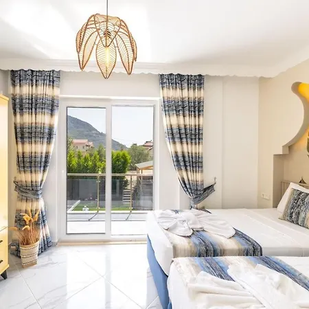 Villa Dinyester Cedit
